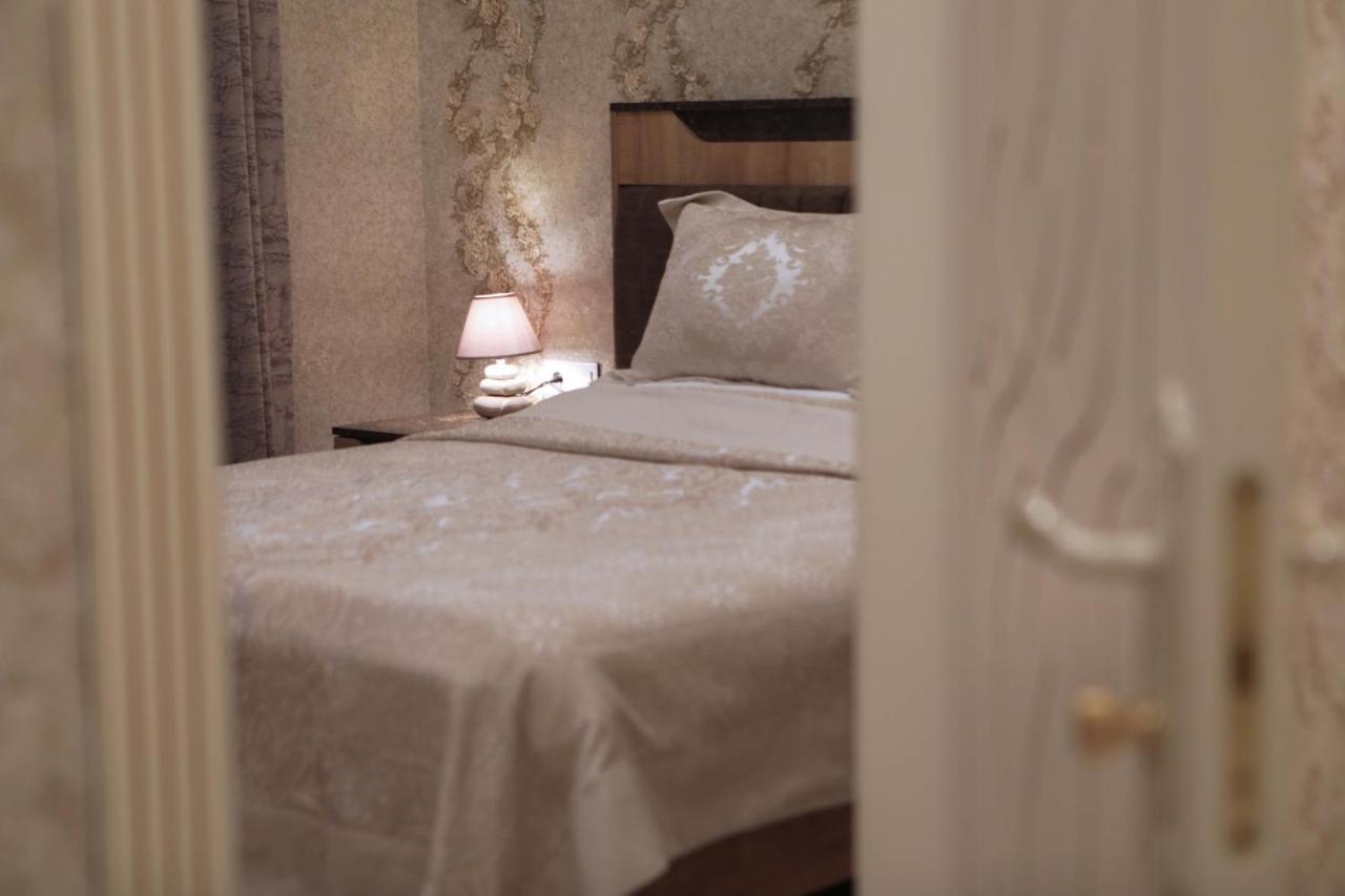 Midcity Hotel Baku Kültér fotó