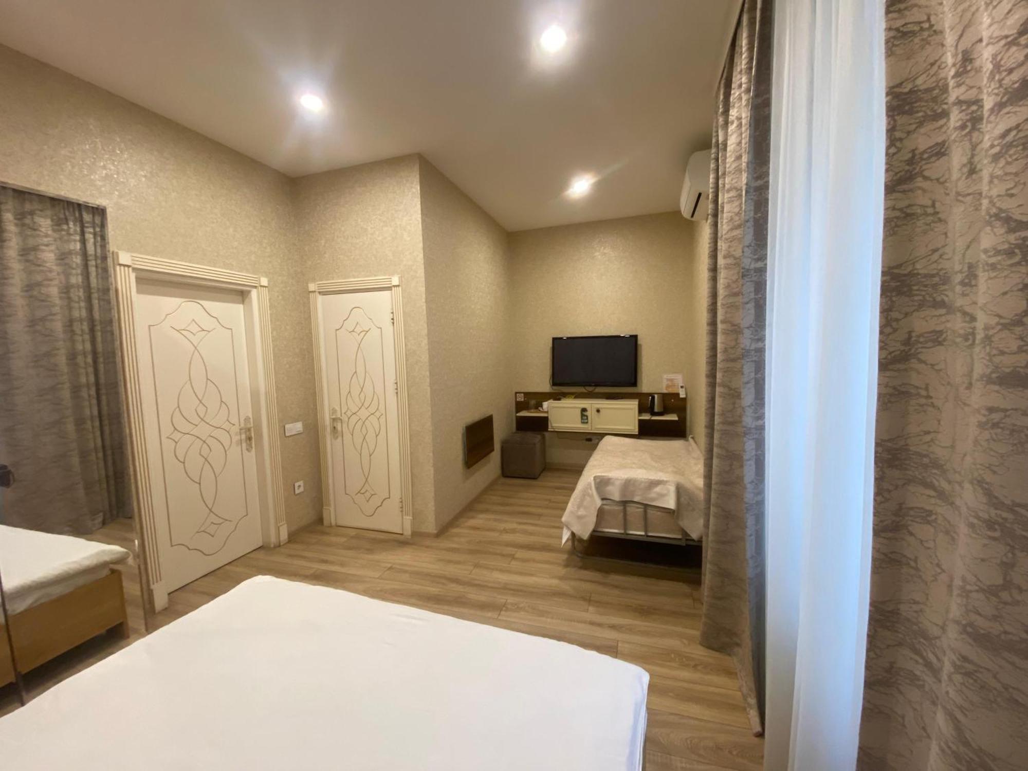 Midcity Hotel Baku Kültér fotó