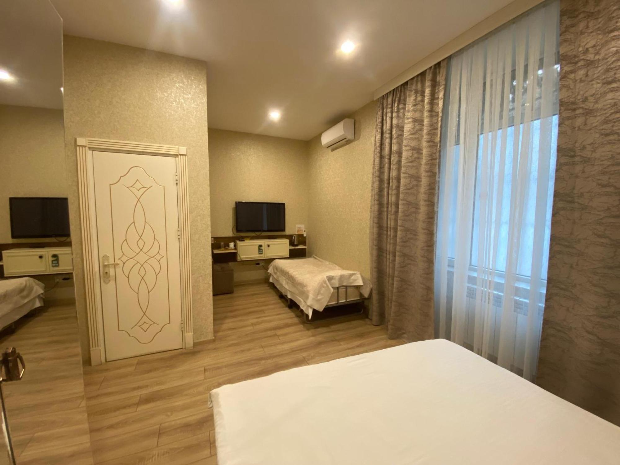 Midcity Hotel Baku Kültér fotó
